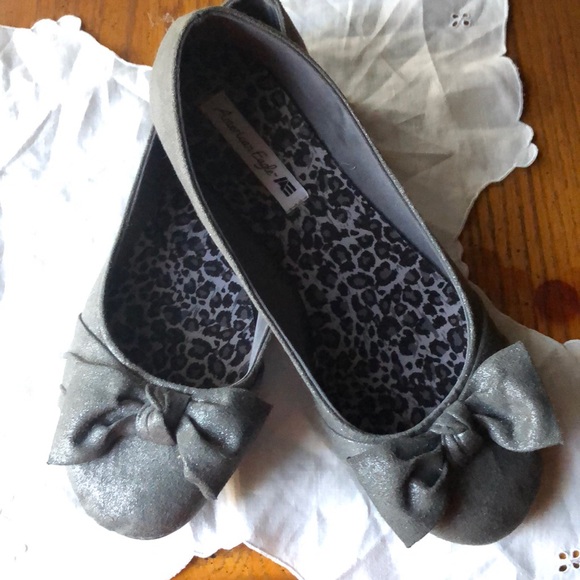 American Eagle flats - Picture 1 of 2